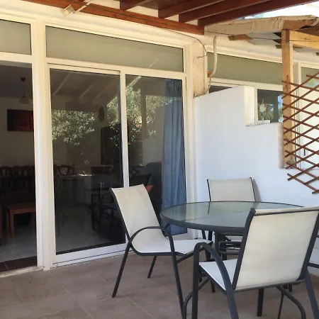 Olive Trees Homes Holiday home *